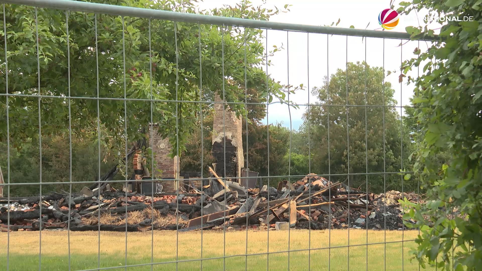 Brandserie in Langballig: Großfeuer zerstört Gebäude im Landschaftsmuseum Angeln/Unewatt
