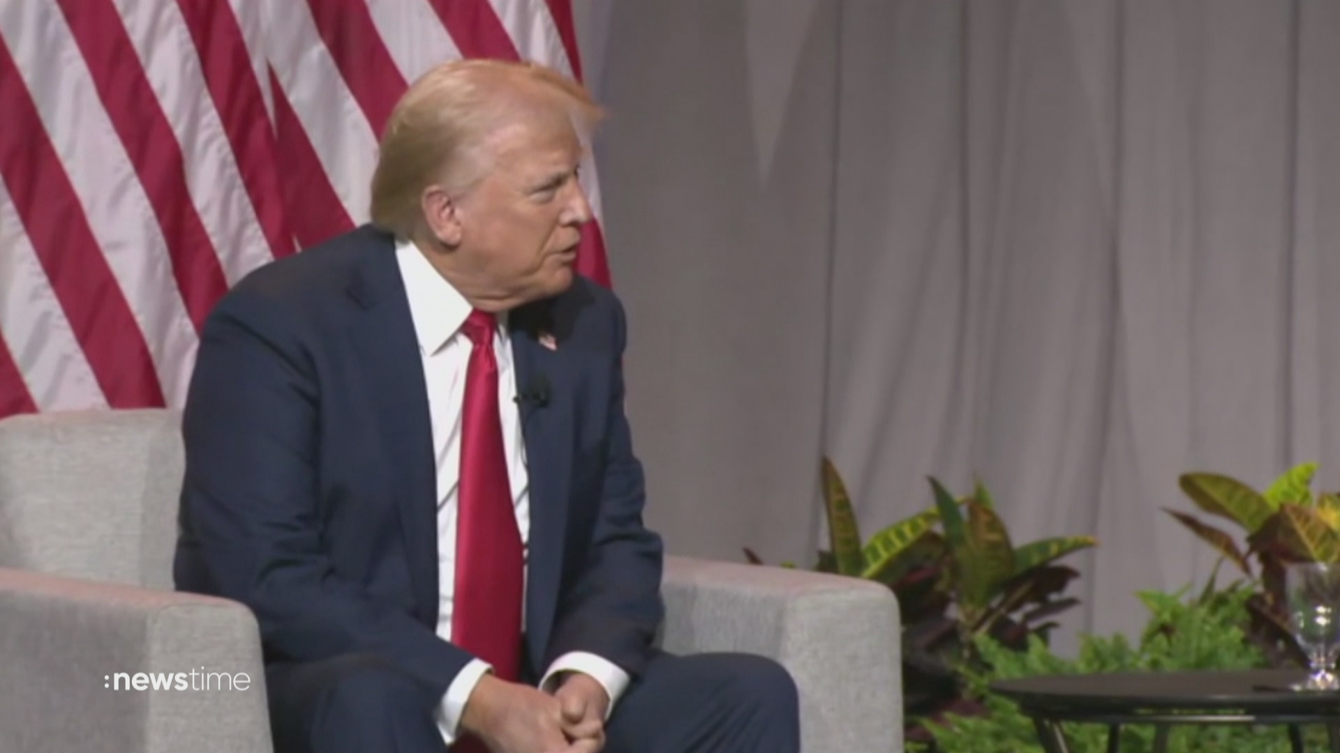 "Jetzt will sie eine Schwarze sein": Trump empört mit Aussage über Harris