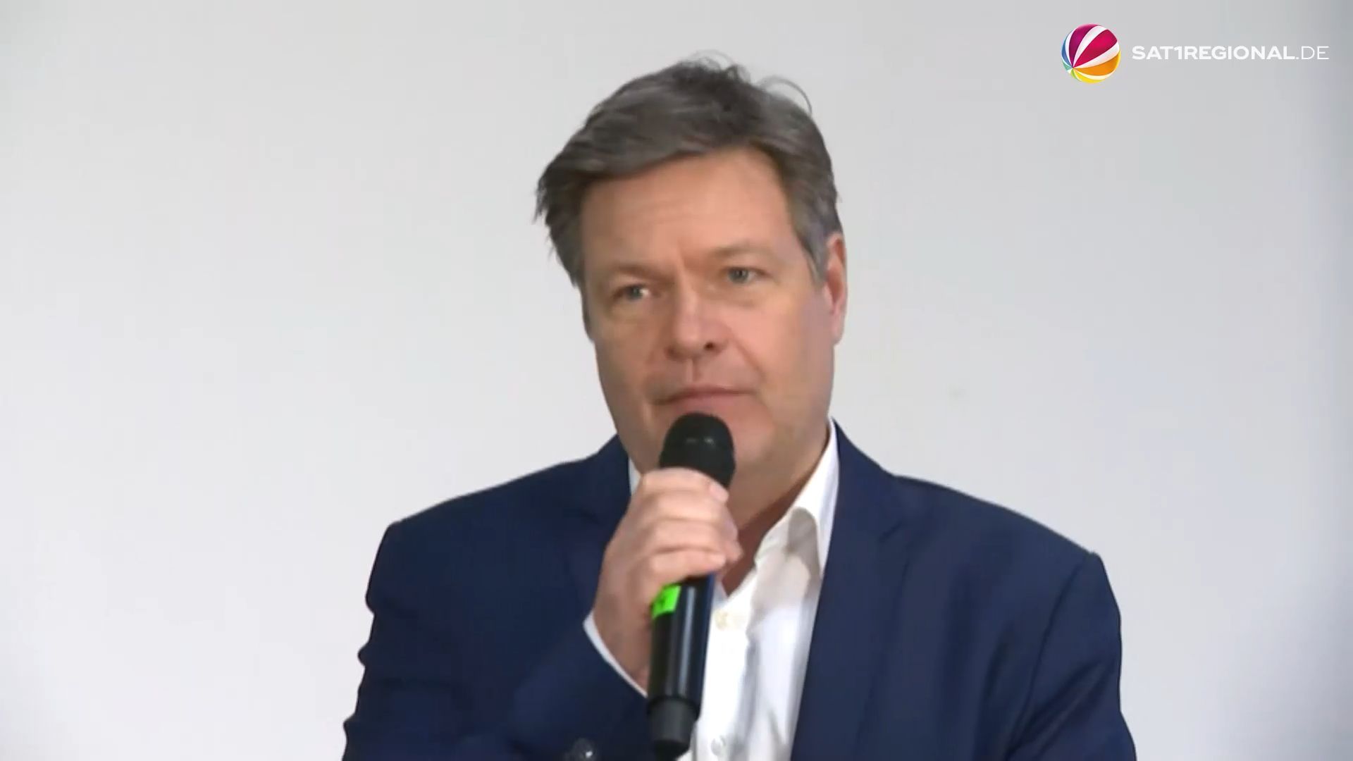 Klimaneutralität in Bremer Stahlwerk: Wirtschaftsminister Habeck bestätigt Förderzusage