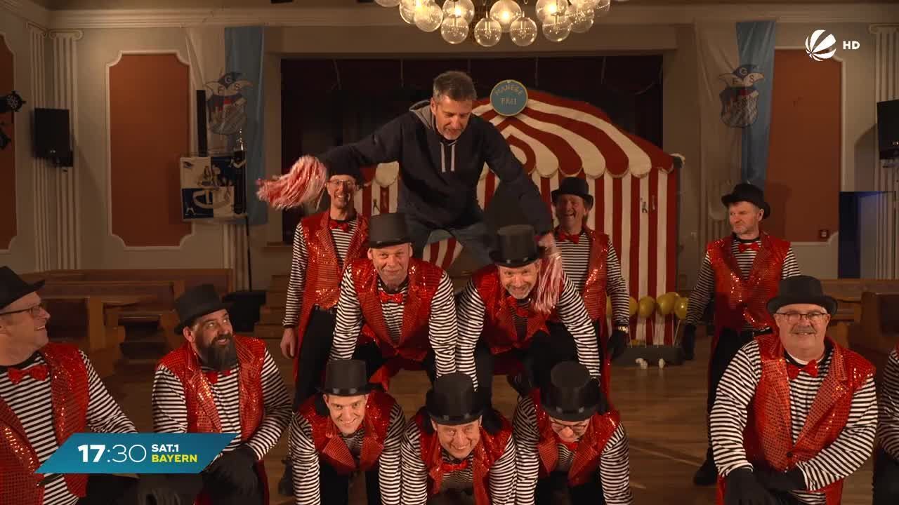 Seit 23 Jahren begeisterte Faschingsfans: Die Grufti-Garde aus Siegenburg