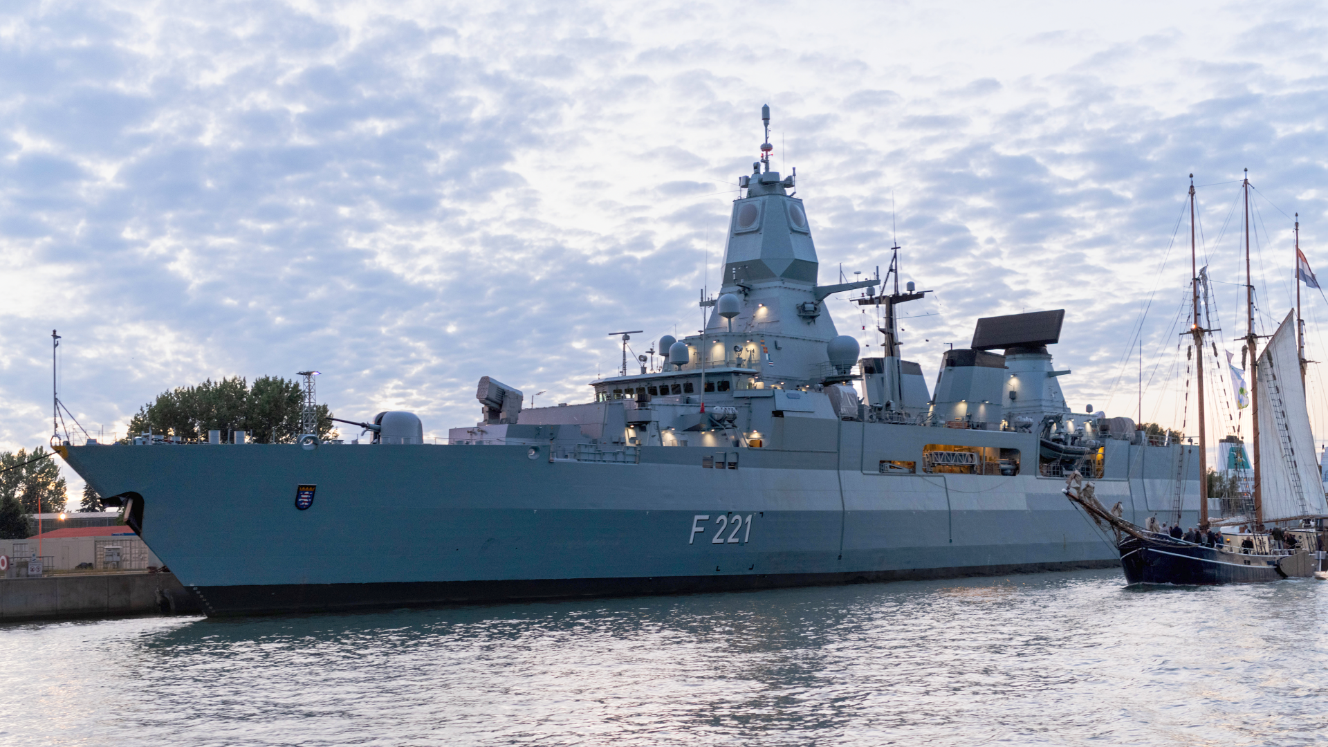 Rostock: Bundeswehr übernimmt Kommando in Nato-Hauptquartier - Video