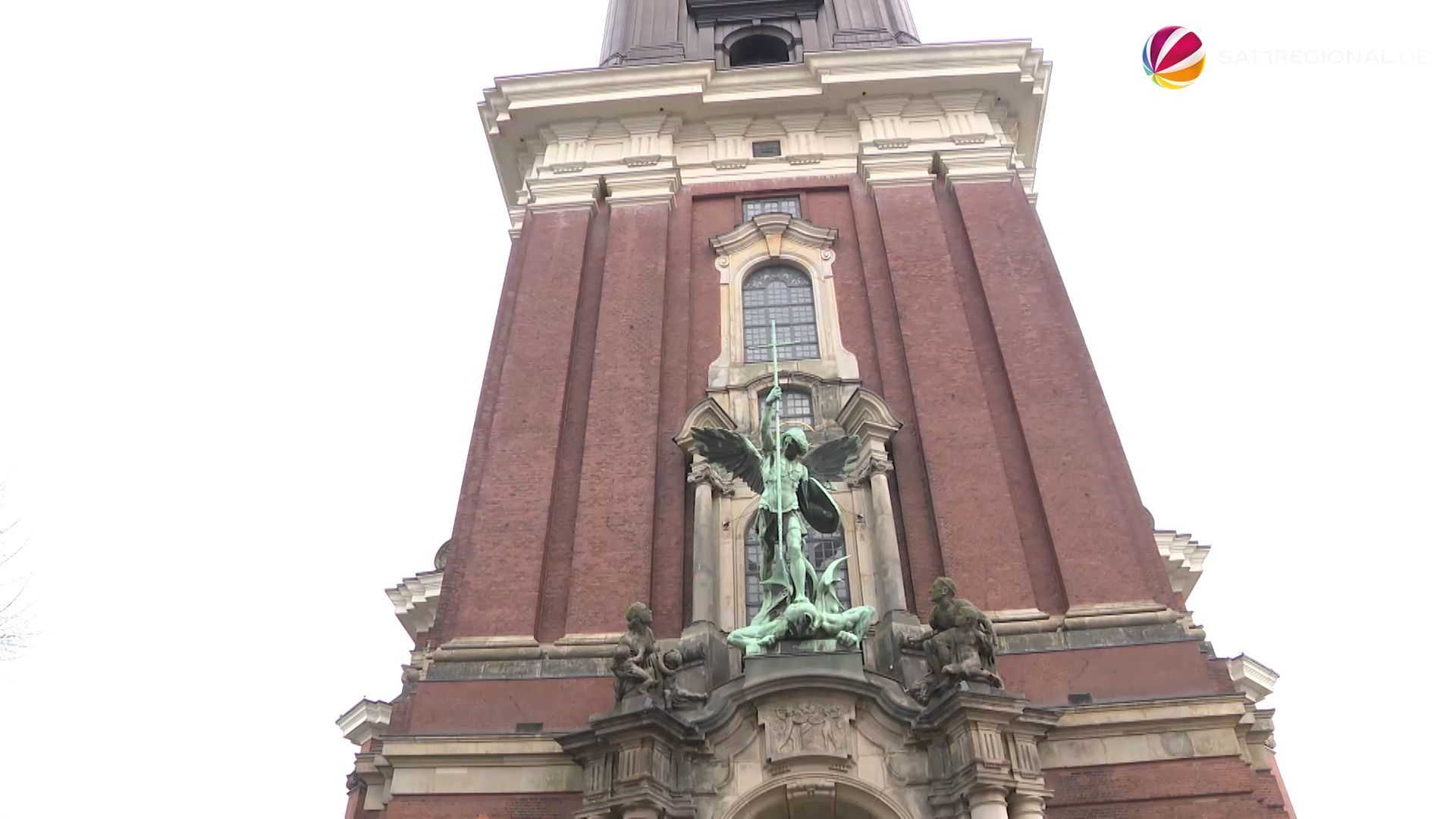 Hamburger Michel: Risse in Turm größer als angenommen