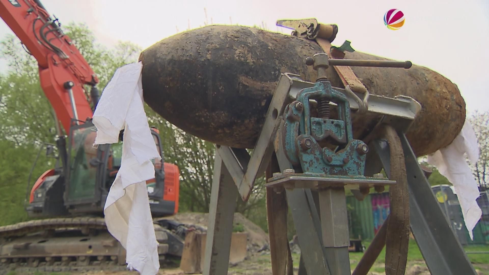 Video: Bombe in Kiel entschärft: 11.500 Menschen mussten Wohnungen verlassen