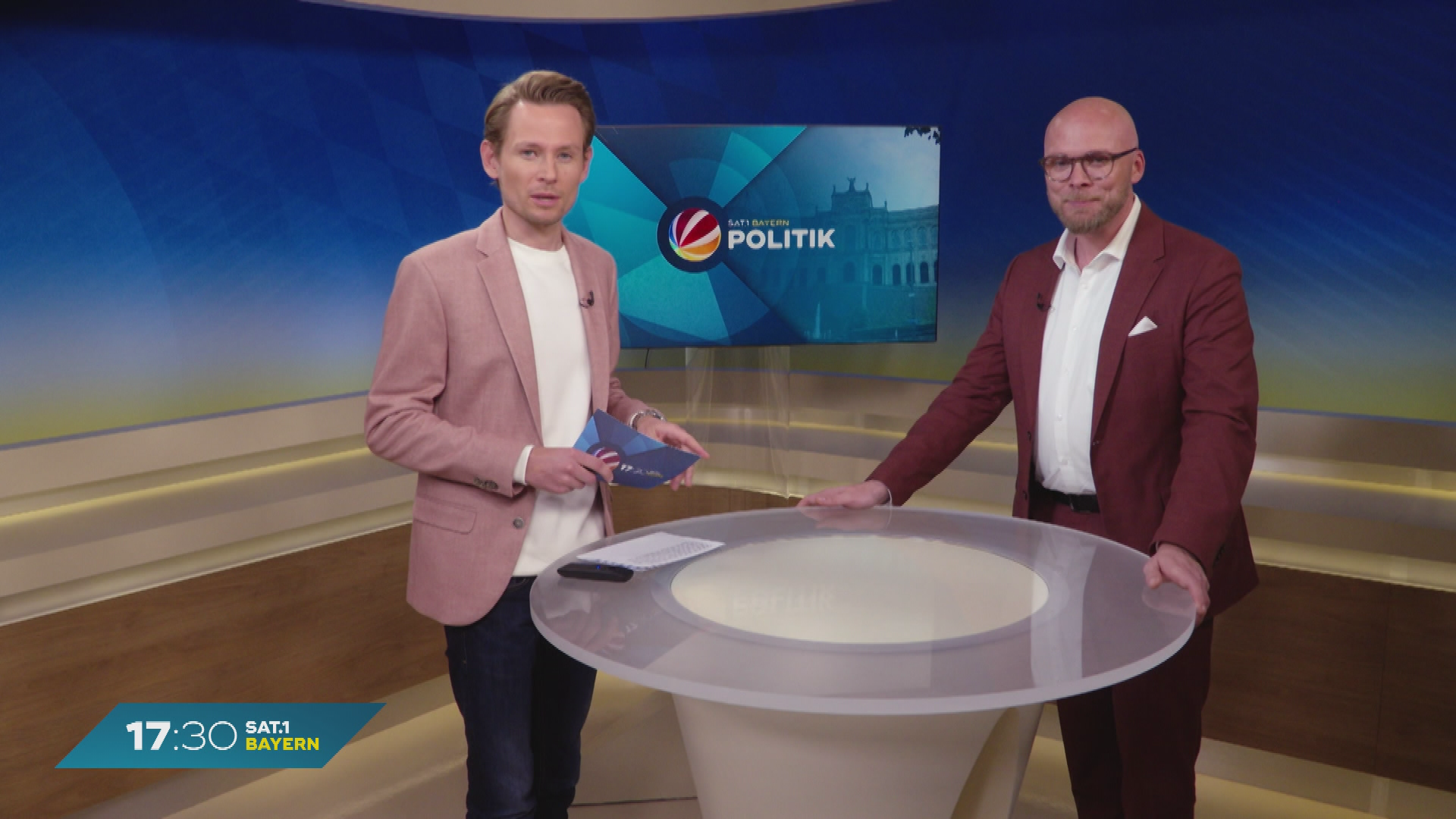 Video: Kampf gegen Desinformation: Wie schützt sich Bayern?