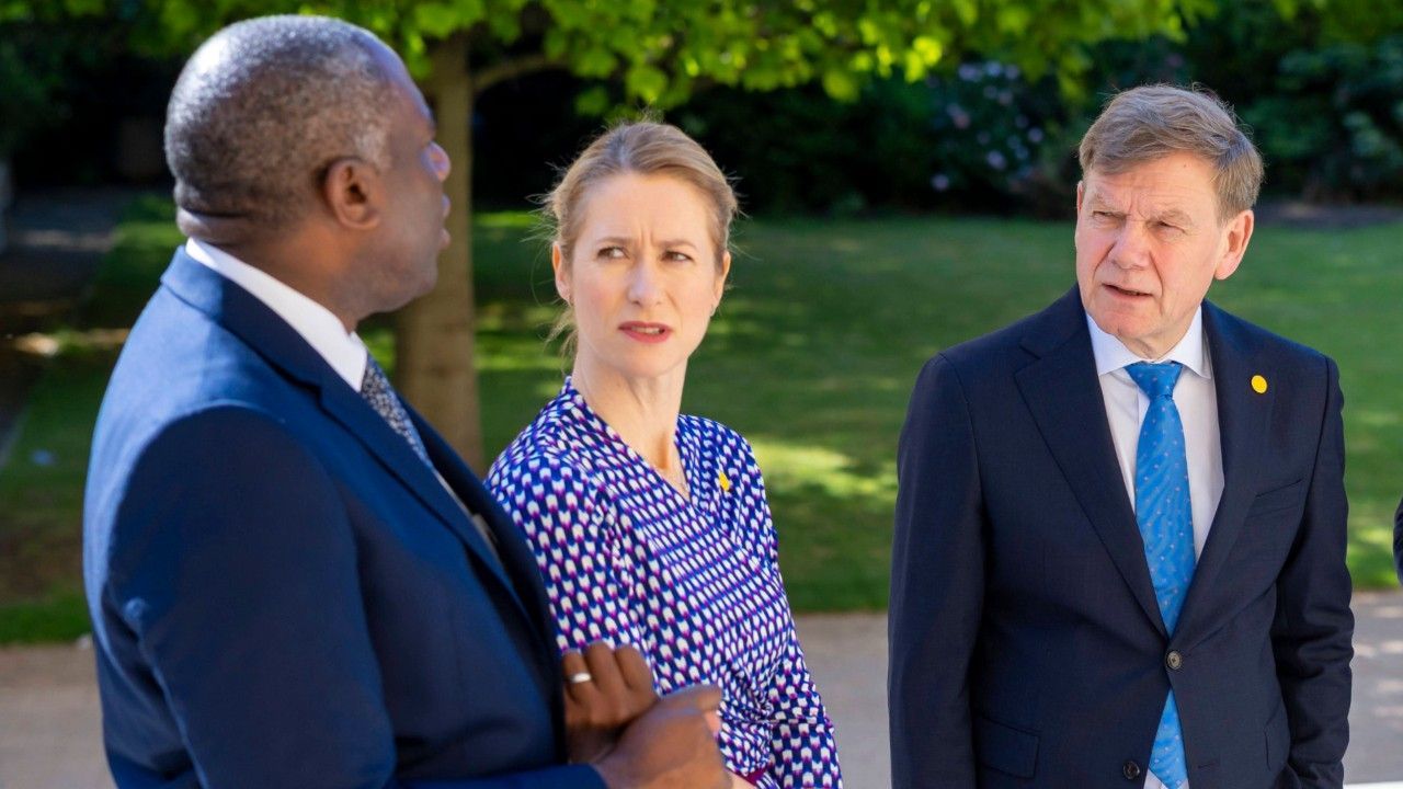 Außenminister wollen mit Iran verhandeln