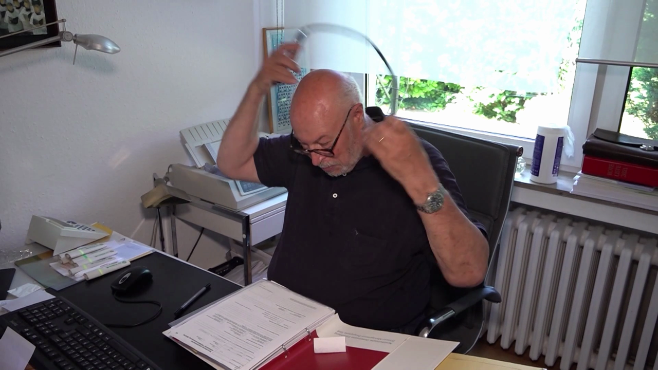 Video: Unzufriedenheit mit Bürokratie: Ärzte am Rande des Aufgebens