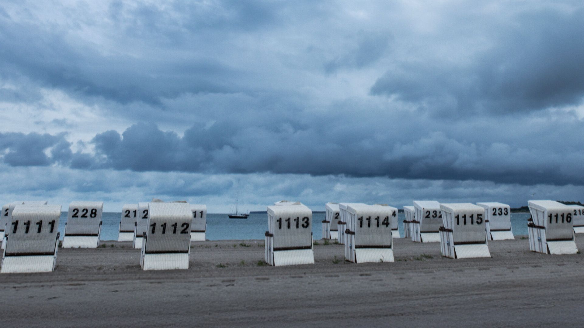 Video: Wenn der Sommerurlaub ins Wasser fällt