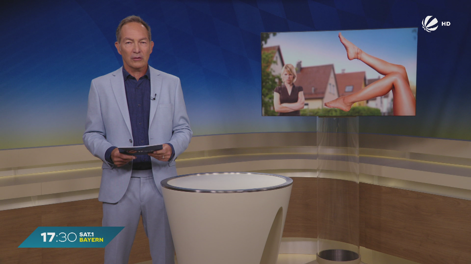 Video: Nackt-Yoga in Sulzbach-Rosenberg: Frau erhält Anzeige