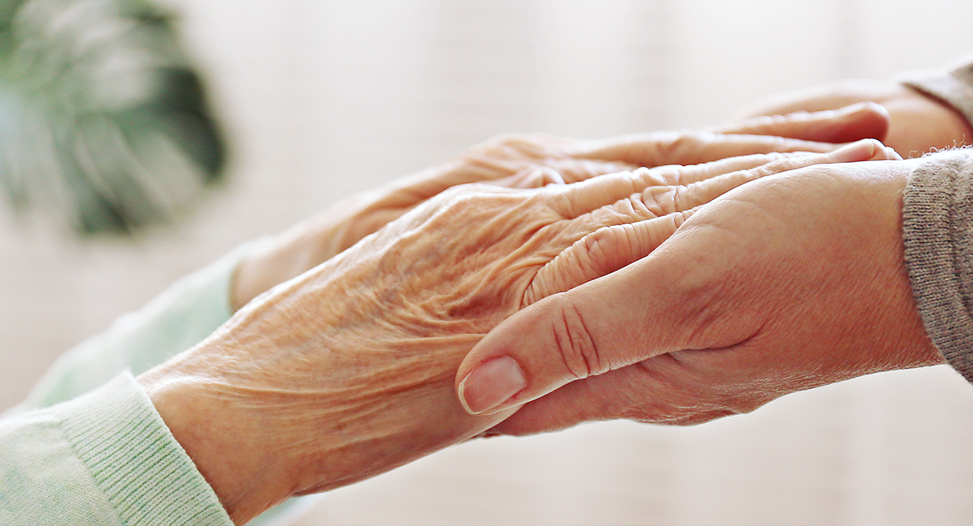 Video: Pflegekosten in Deutschland explodieren