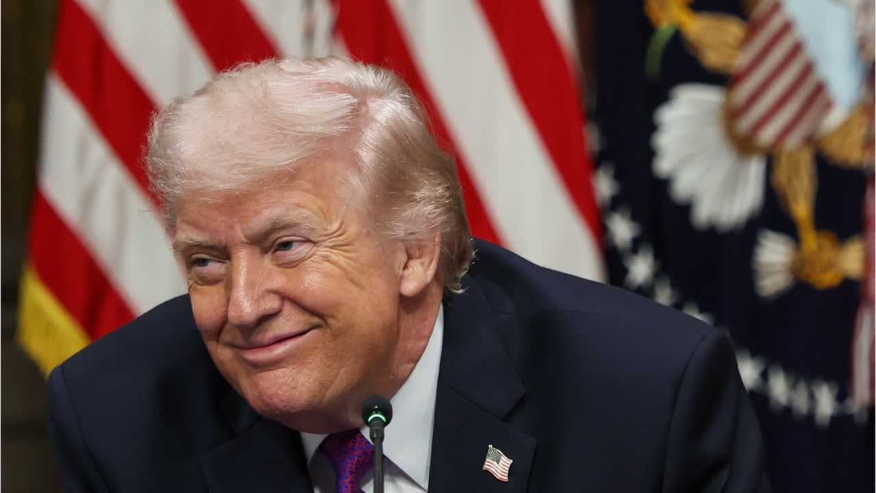 Video: 100 Prozent auf Arznei: Trump erhebt neue Zölle