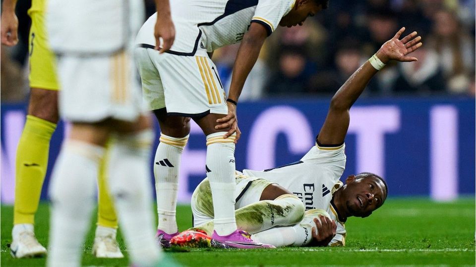Sechs Monate vor der EM: David Alaba erleidet Kreuzbandriss bei Real-Sieg