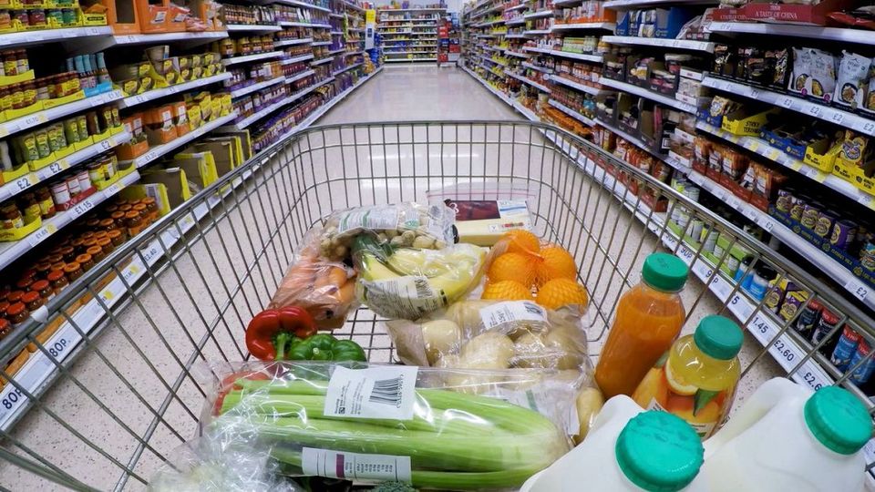 Hohe Preise, kleine Verpackungen: Verbraucherzentrale geht auf Edeka los