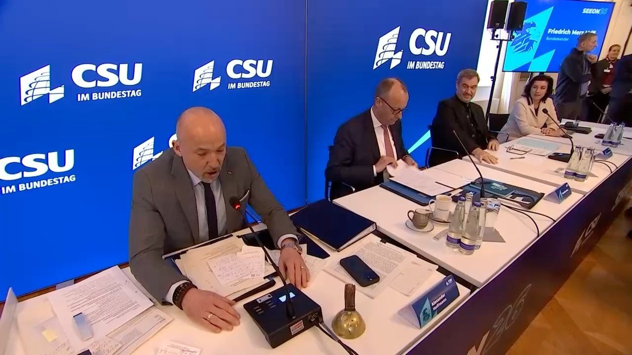 Video: Politische Stimmung in Bayern: Rückenwind für die CSU vor der Kommunalwahl?