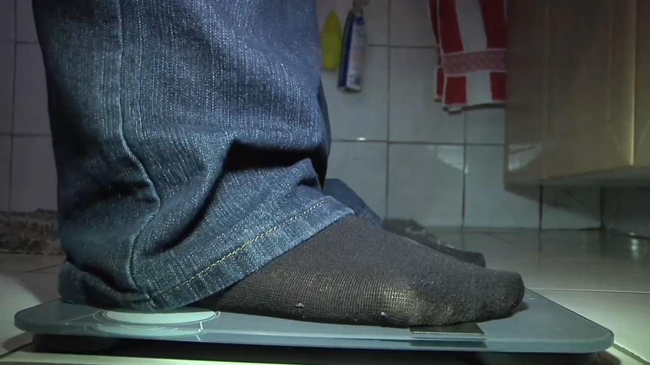 Video: Jeder zweite Bayer zu dick: Männer häufiger betroffen