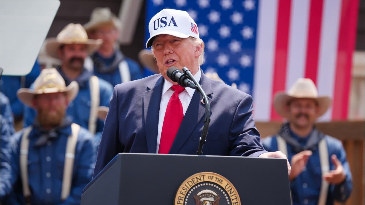 Video: Trump verteidigt Krypto-Milliarden