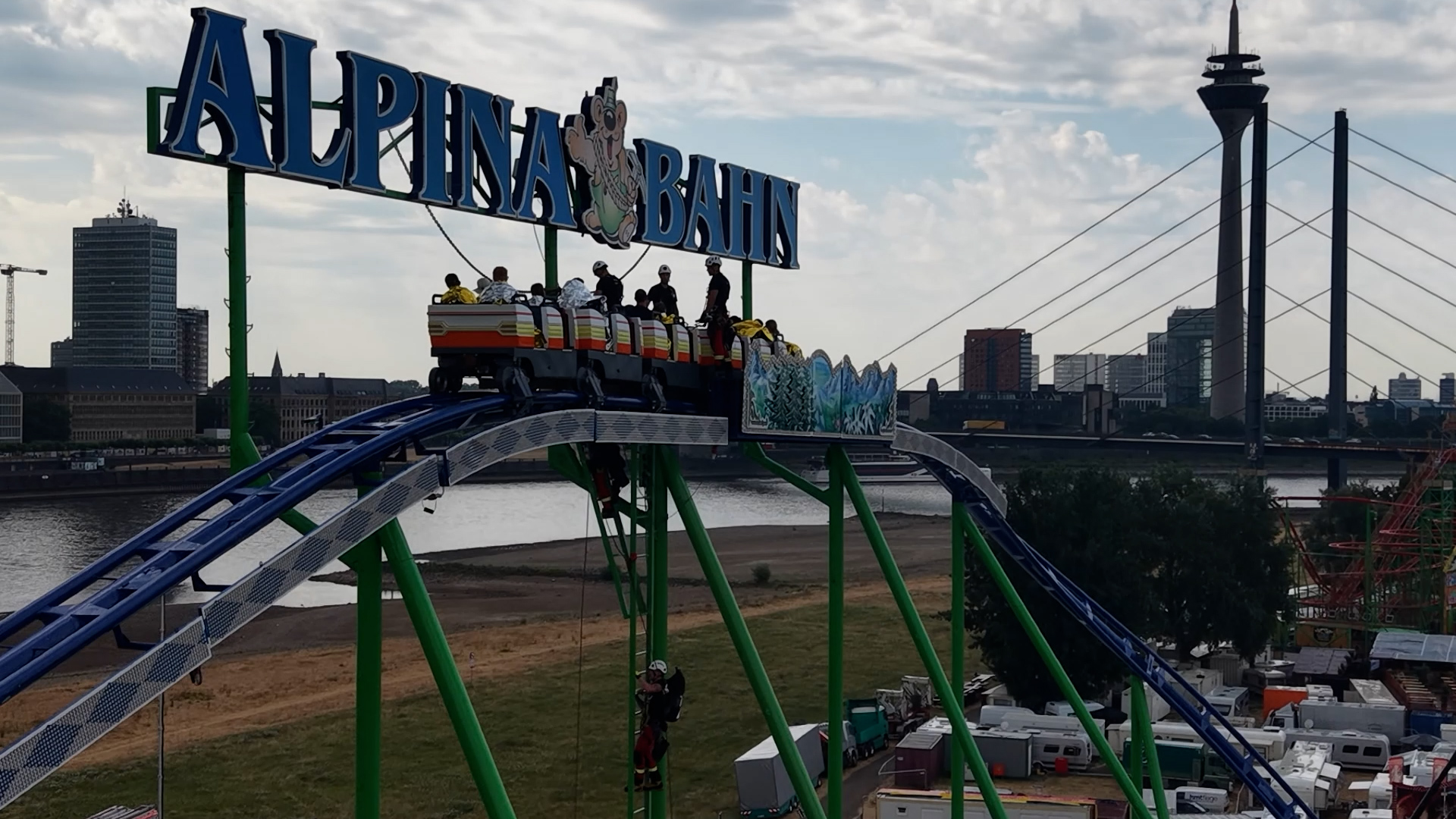 Video: Notfallübung in 27 Meter Höhe