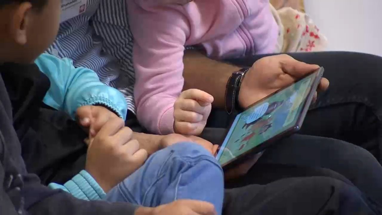 Video: Studie überrascht: Social Media für Kinder kaum relevant