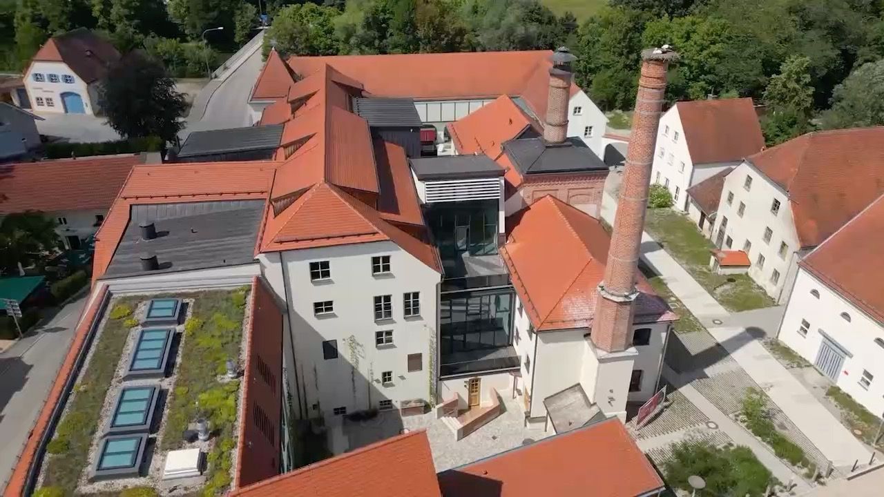 Video: Neue Impulse für die Region: Innovationszentrum in Eggenfelden eröffnet