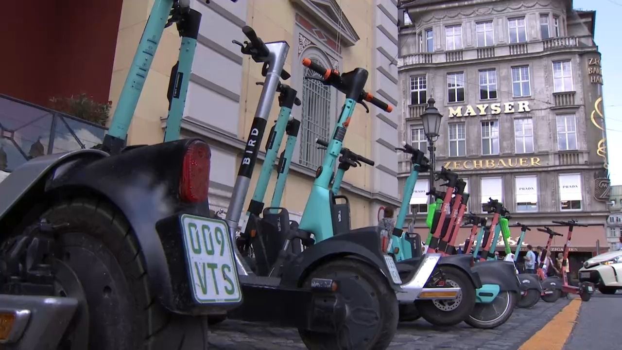Video: Unfall mit E-Scooter: Rentner fordert mehr Sicherheit