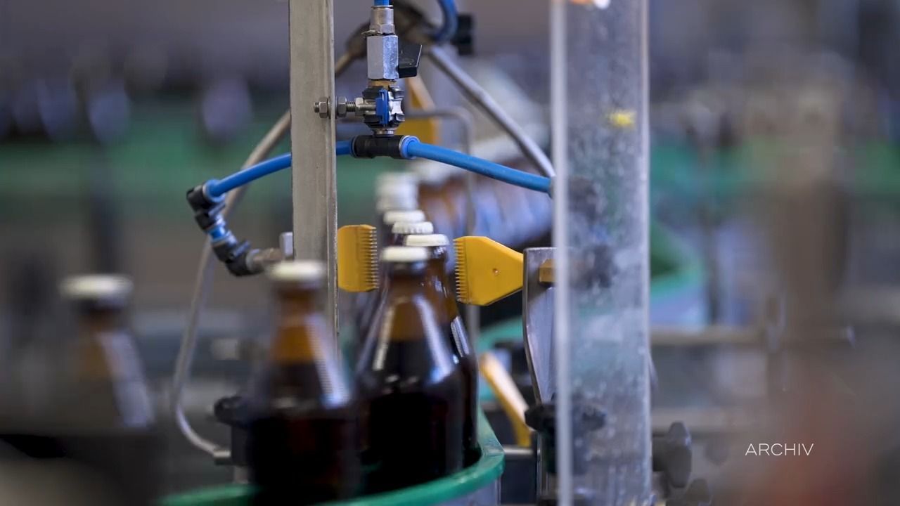 Video: Immer weniger Brauereien: Bayerns Bierlandschaft schrumpft