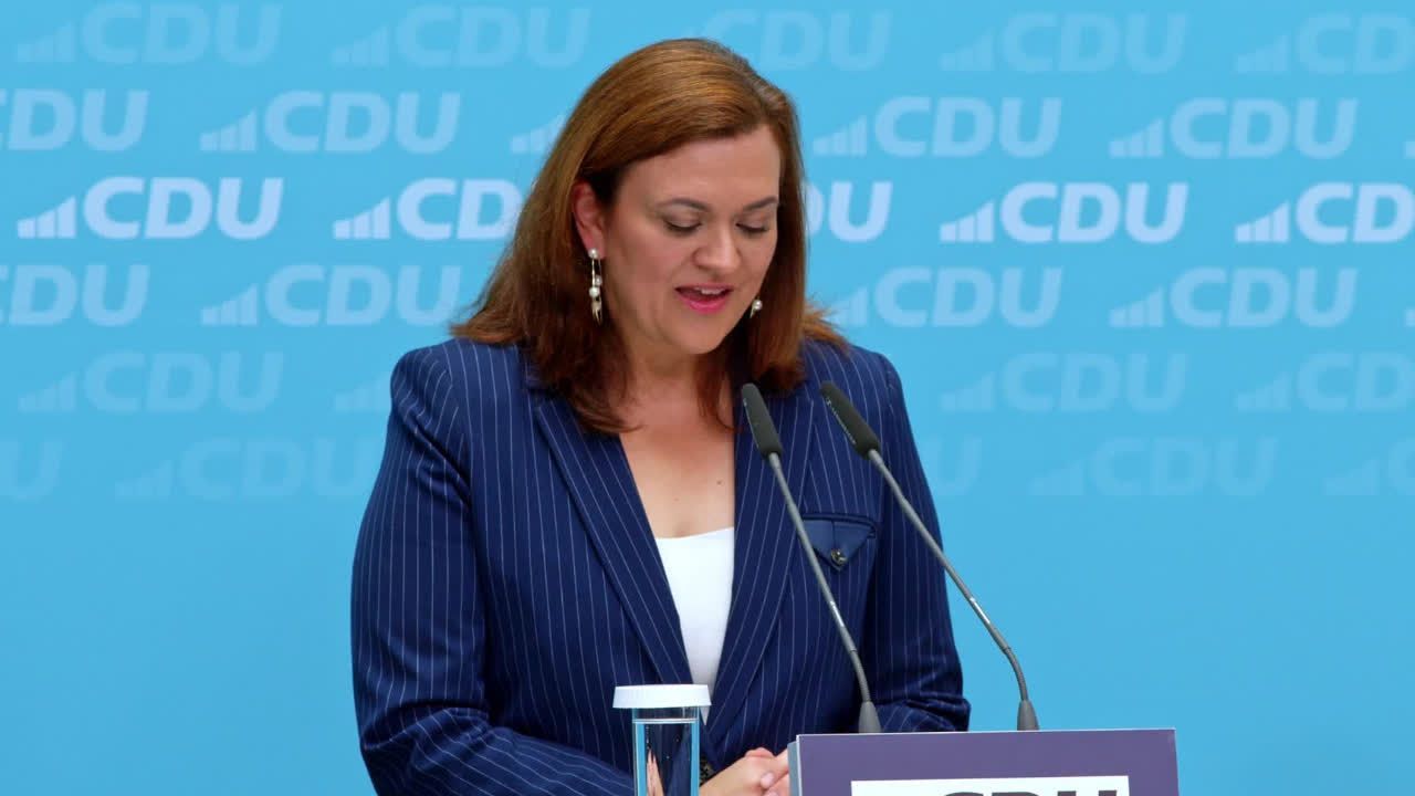 Video: Rentenreform: Hoppermann mahnt CDU