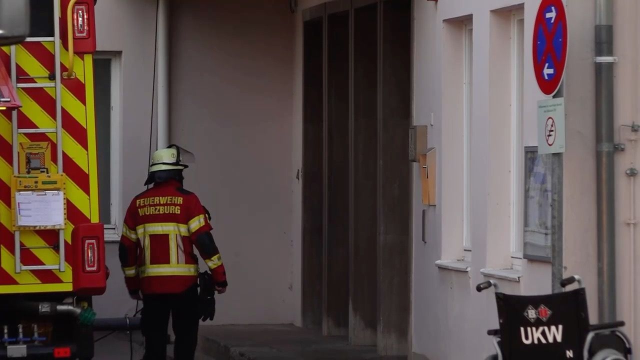 Video: Gasaustritt in Würzburg: Teile des Uniklinikums geräumt