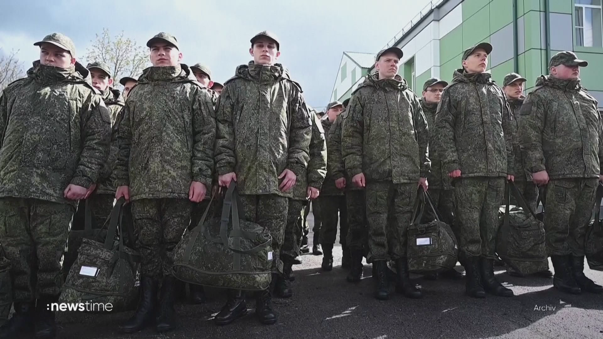 Video: Putin stockt Militär massiv auf
