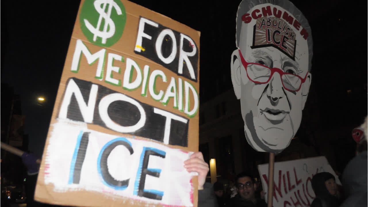 Video: Minnesota: Eltern des Opfers widersprechen der Regierung