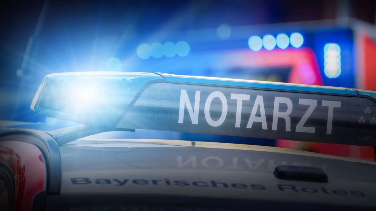 Video: Schock an Schule in Riedenburg: Junge fällt aus Fenster