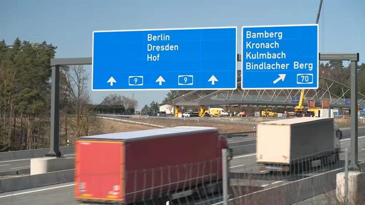 Video: Wegen Brückenabriss: A9 bei Bayreuth zweitweise gesperrt