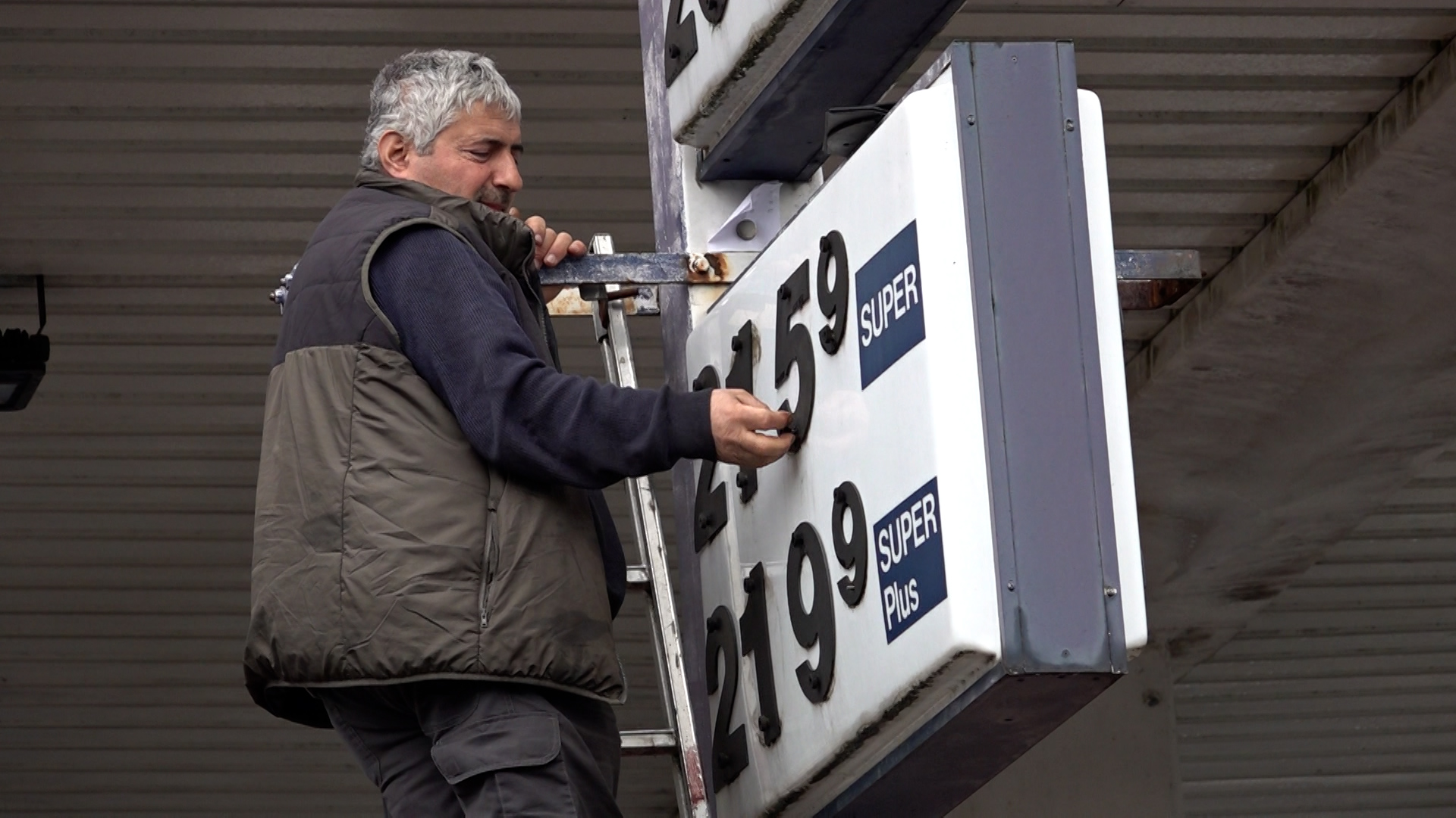 Video: Spritpreise: Neue Regel kommt