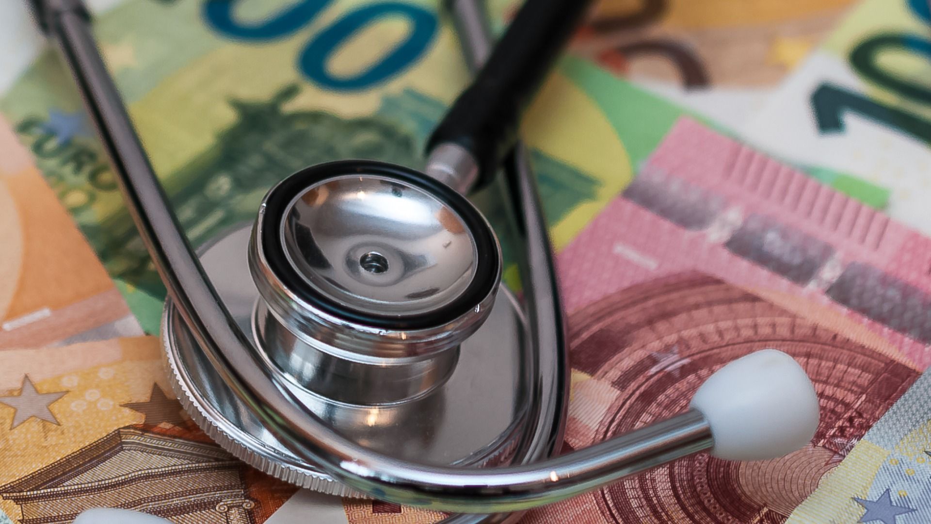 Video: Krankenkassen-Reform: Sparpläne im Fokus