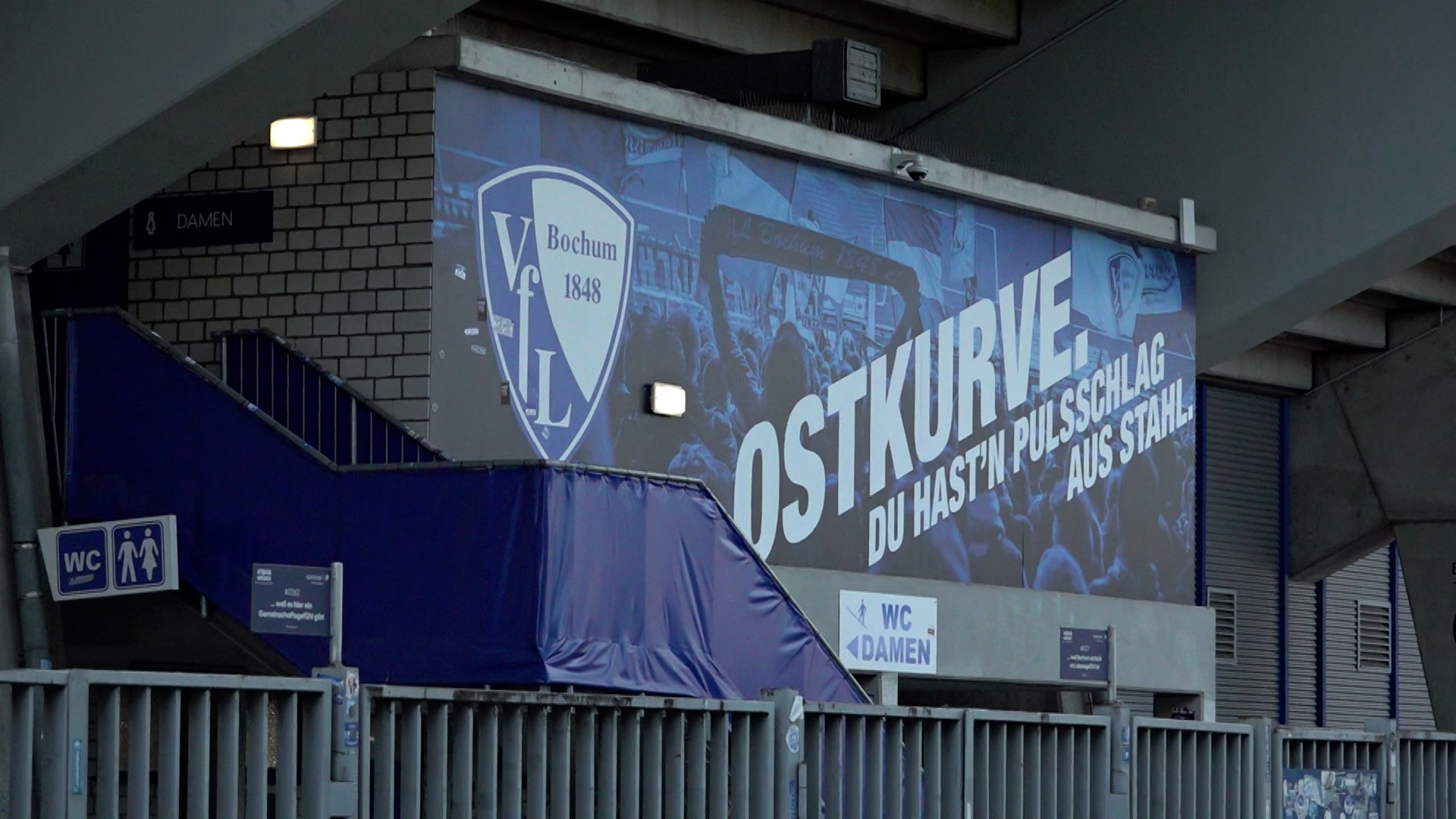 Video: Springverbot: Bochum-Fans müssen aufs Hüpfen verzichten