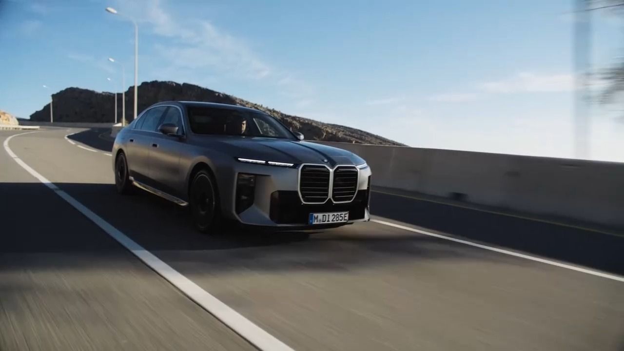 Video: AfD-Politiker Rausch: BMW zieht Dienstwagen-Angebot zurück
