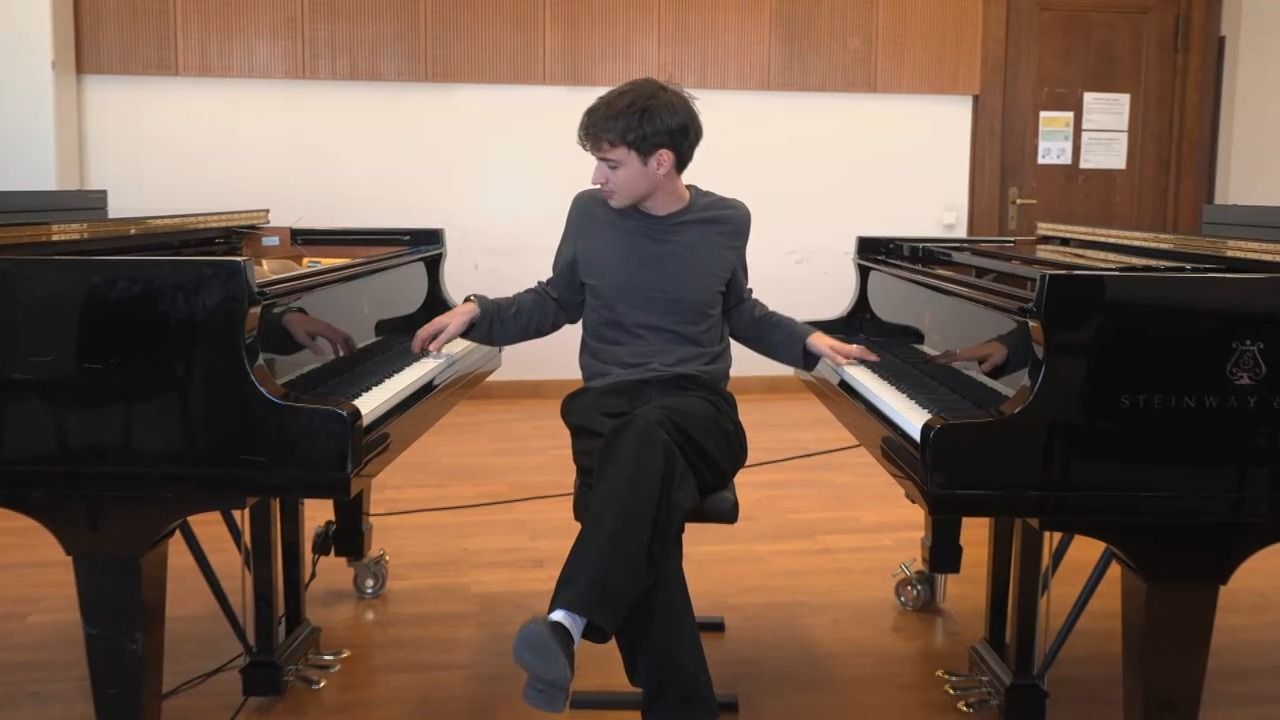 Video: 12 Millionen Views: Musikstudent mit absoluten Gehör