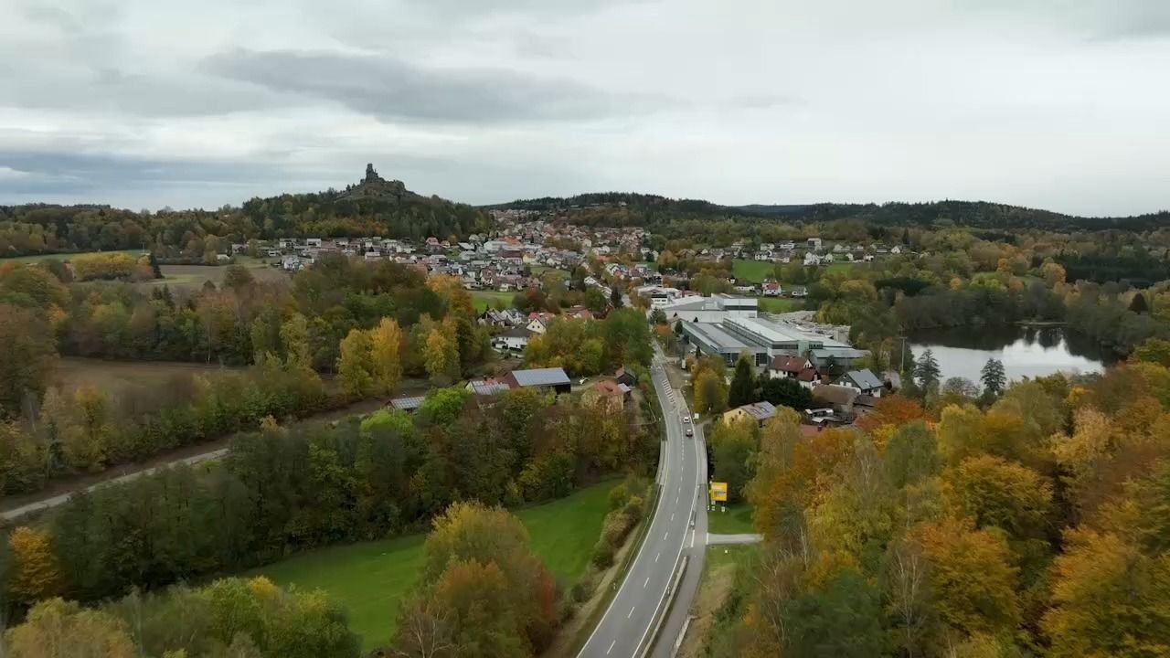 Video: Erdbeben in der Oberpfalz: Schränke wackeln und Geschirr klirrt