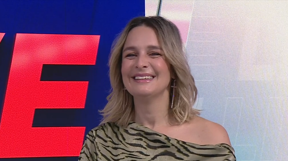 Video: Society: Epstein-Enthüllungen, Body-Shaming-Debatte & Shakiras Bühnenfamilie