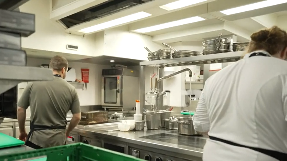 Video: Skandal im besten Restaurand der Welt