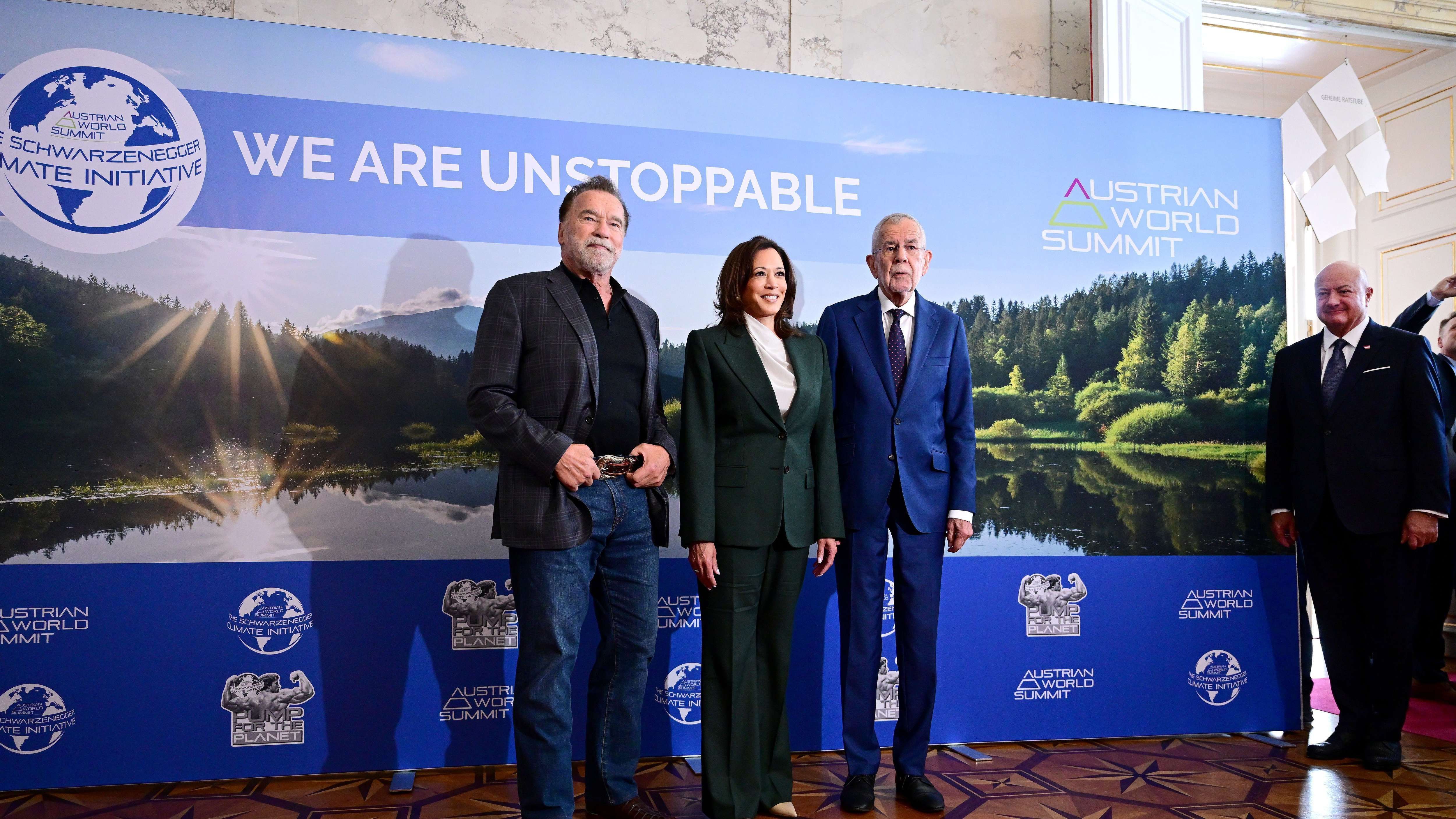 Video: Arnie lädt zum jährlichen "Austrian World Summit"