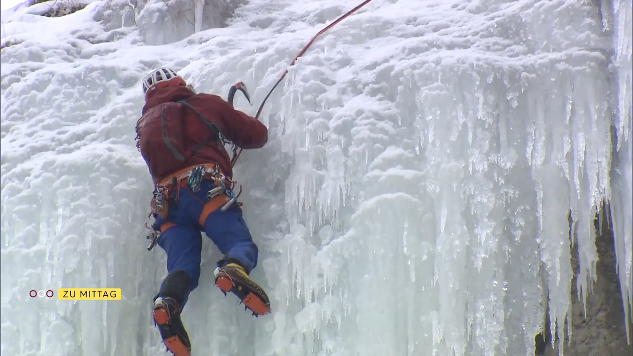 Video: Extremsport: Steirer bezwingen 130-Meter-Eiswand