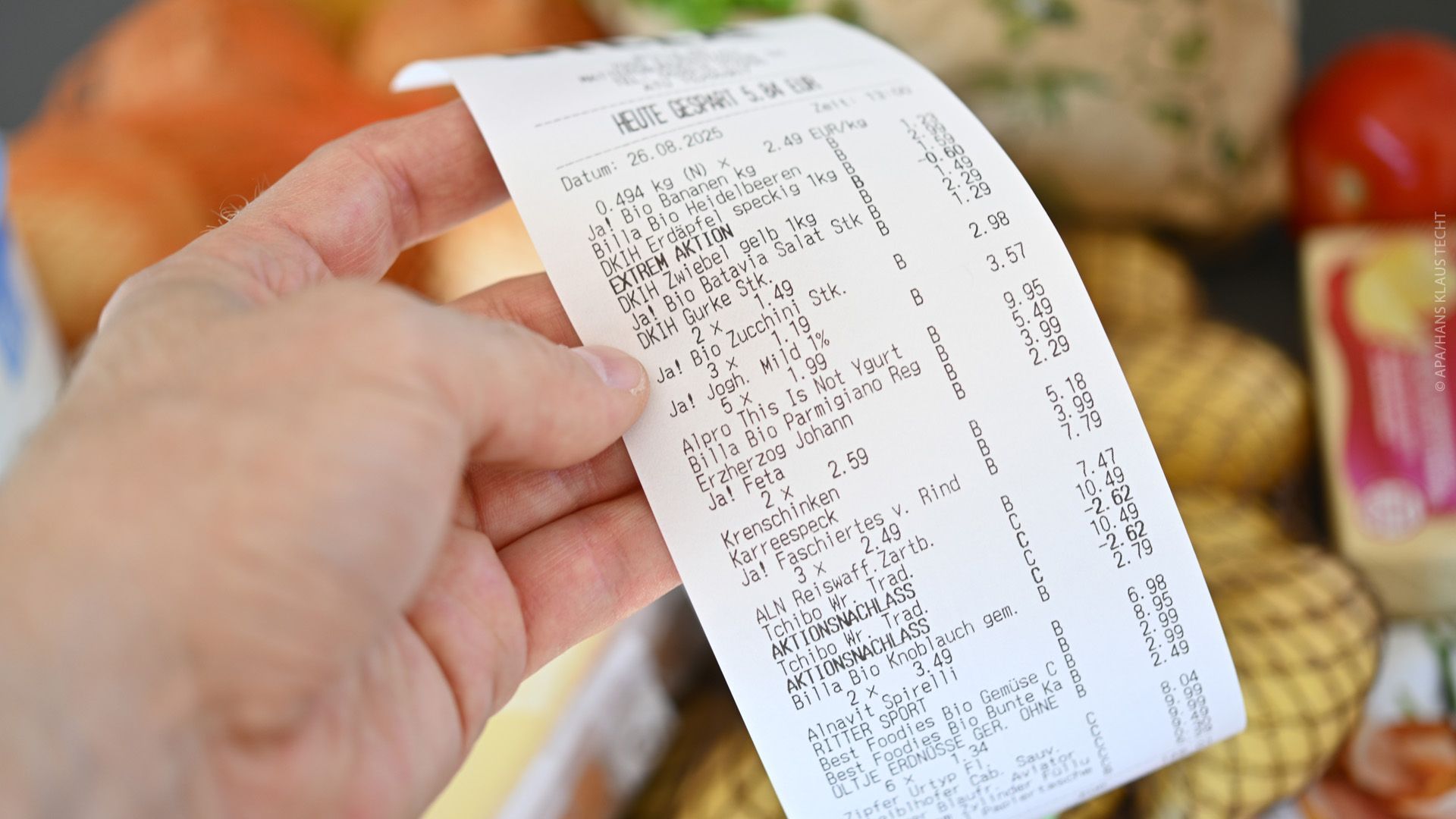 Video: Teuerungs-Schock: Österreich-Aufschlag bei Lebensmitteln